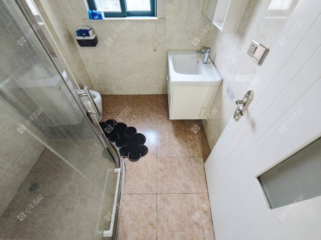 镇江欧洲城在售二手房源室内图_小牛看房