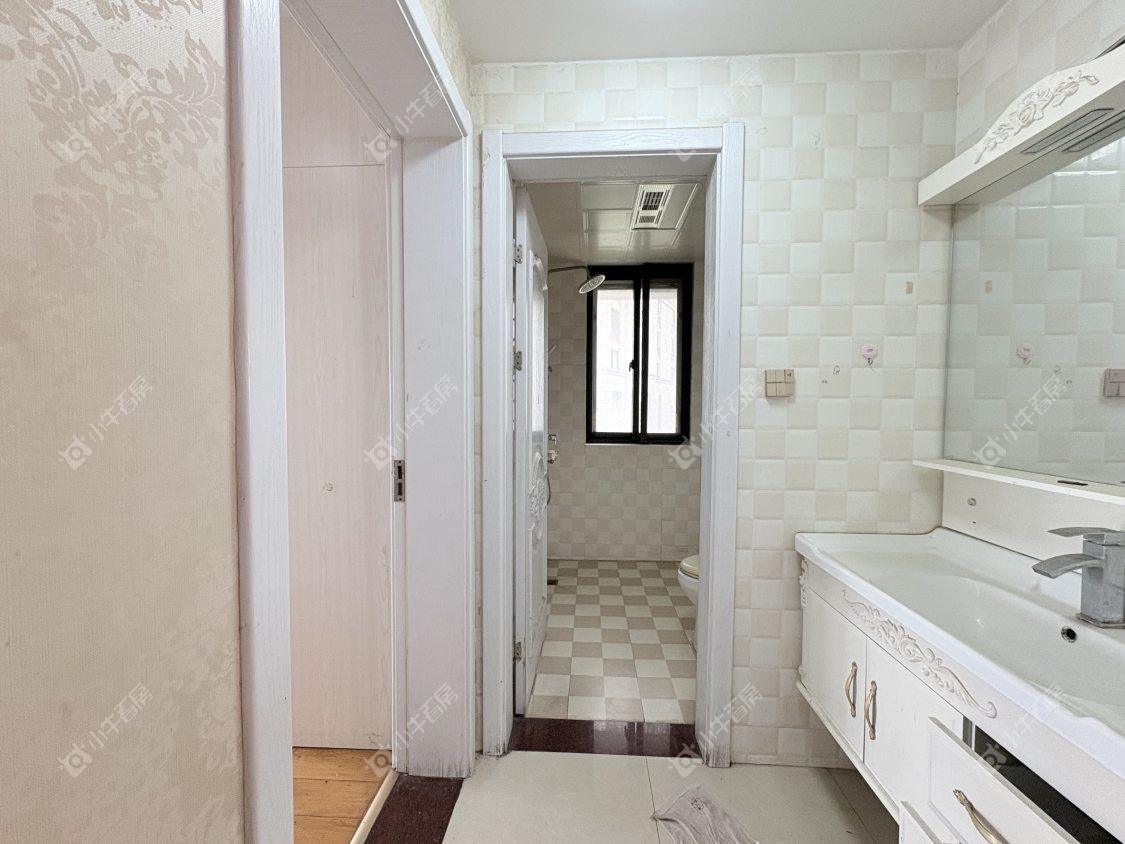 镇江嘉源首府在售二手房源室内图_小牛看房