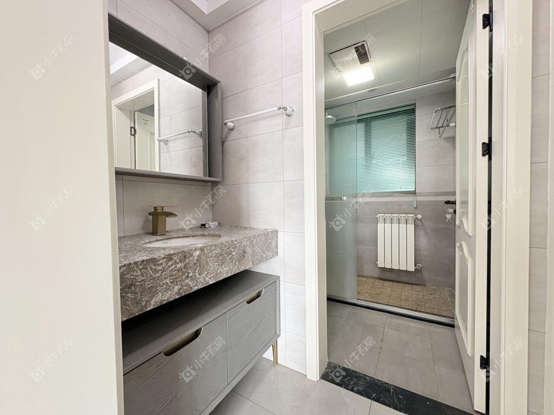 镇江大亚第一城在售二手房源室内图_小牛看房