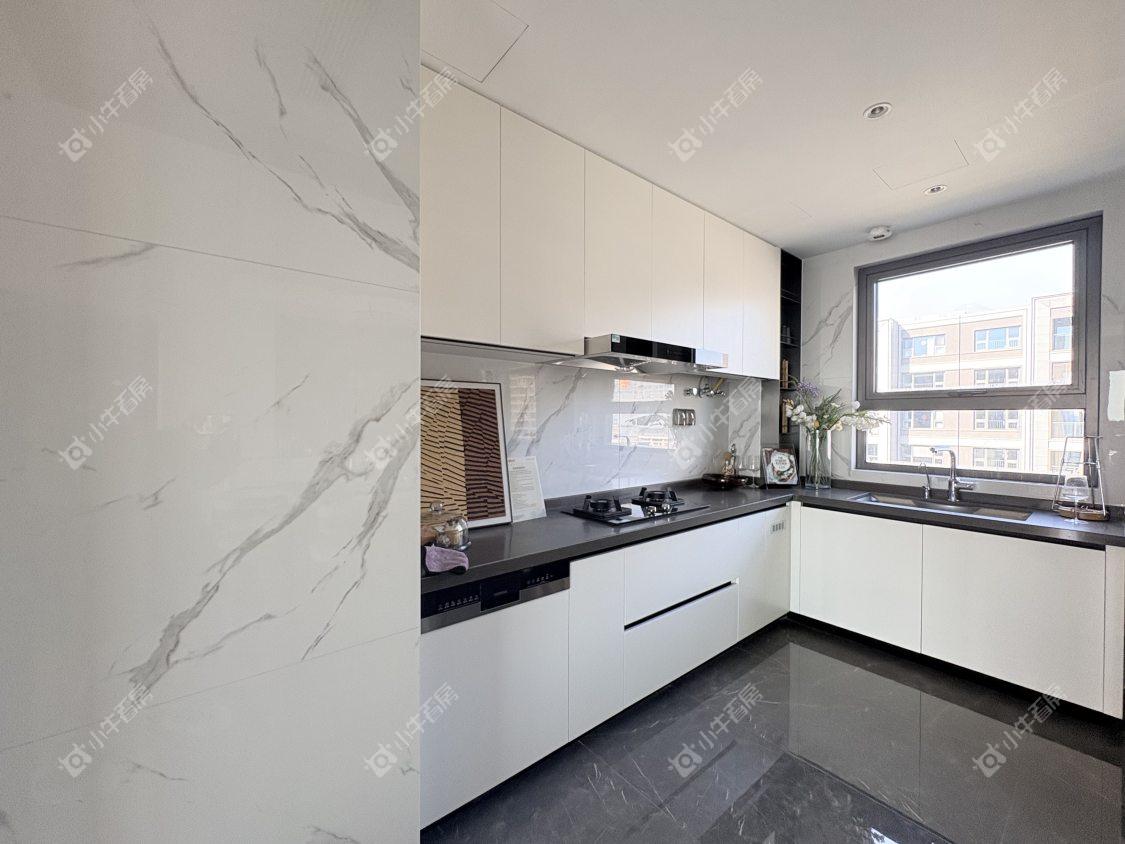 镇江金茂云镜府在售二手房源室内图_小牛看房