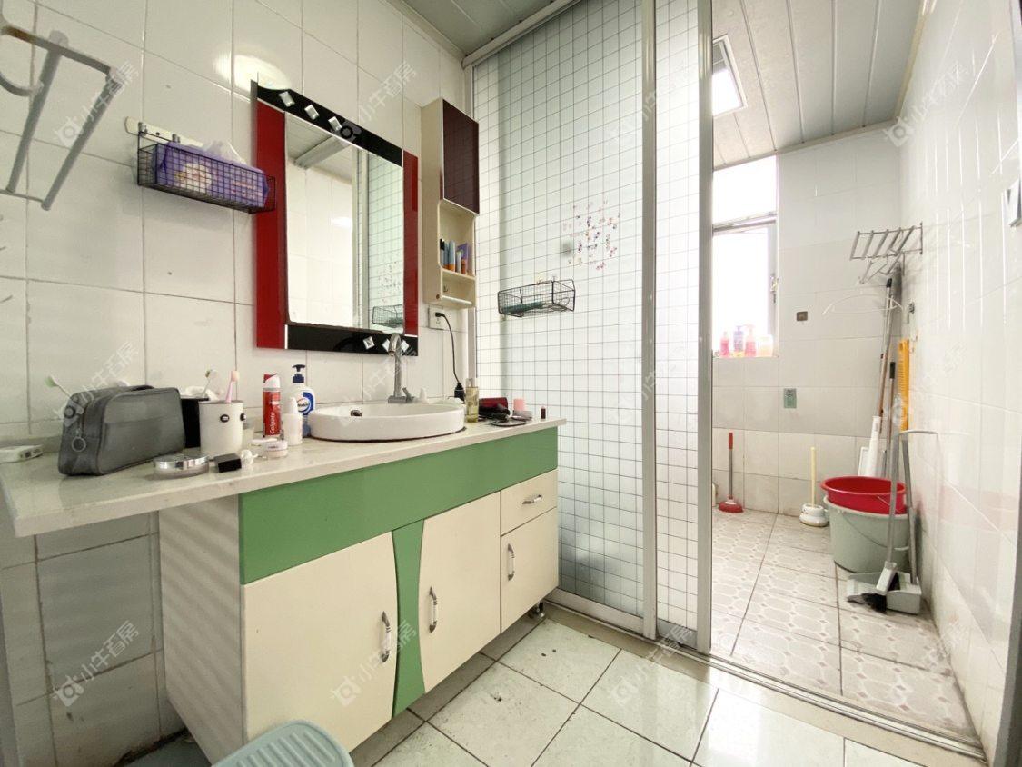 镇江万善园二村在售二手房源室内图_小牛看房