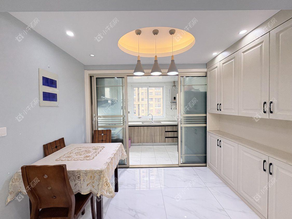 镇江汇金天地在售二手房源室内图_小牛看房