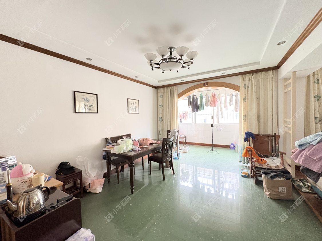 镇江金谷小区在售二手房源室内图_小牛看房