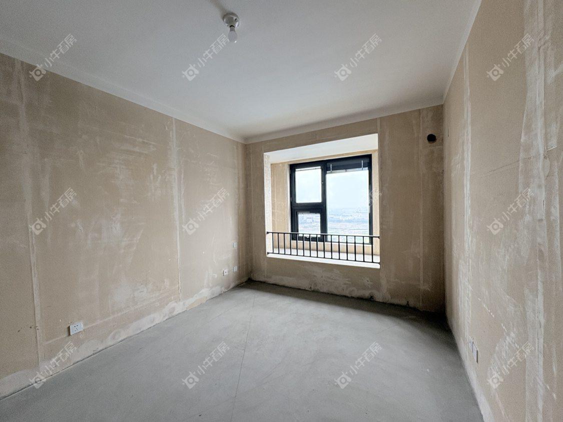 镇江融创华南映在售二手房源室内图_小牛看房