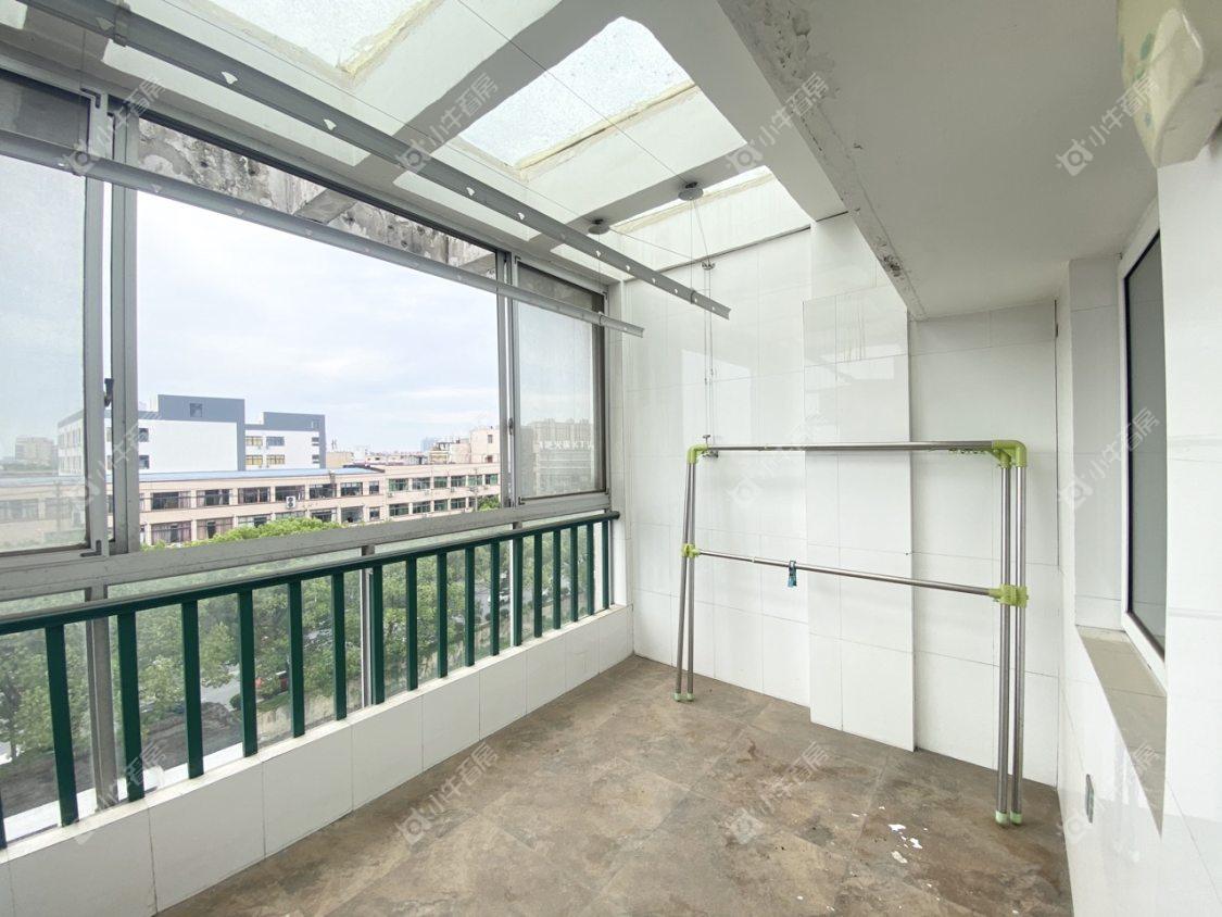 镇江丹金家园在售二手房源室内图_小牛看房