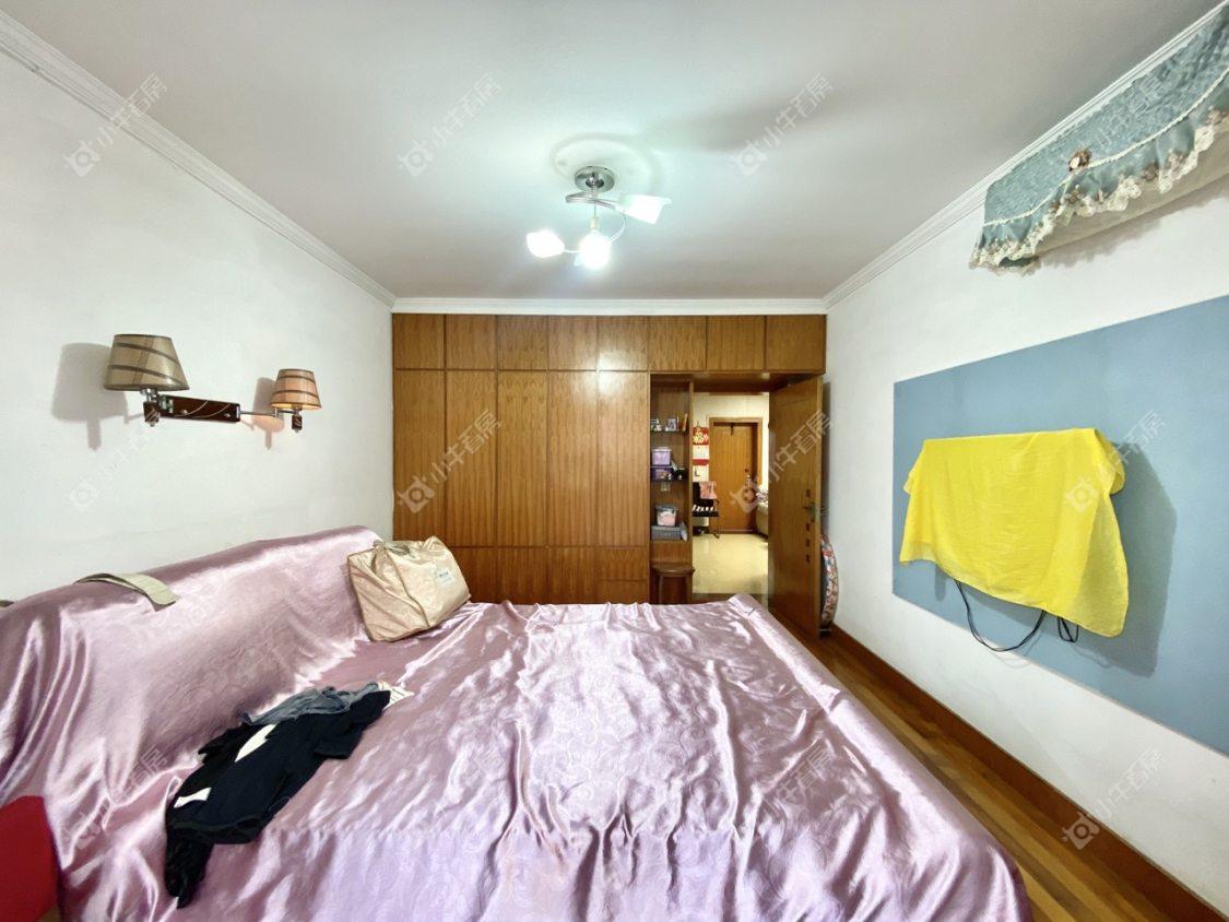 镇江金虹花园在售二手房源室内图_小牛看房