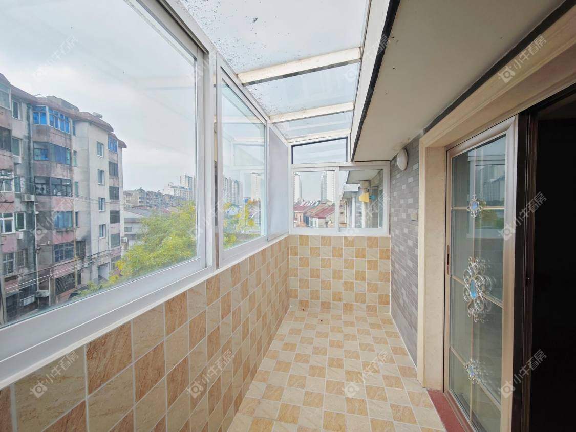 镇江江南嘉园在售二手房源室内图_小牛看房