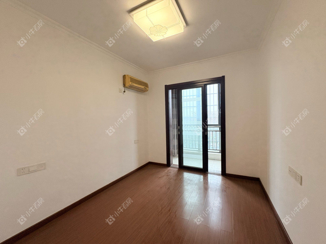 镇江新香草苑在售二手房源室内图_小牛看房