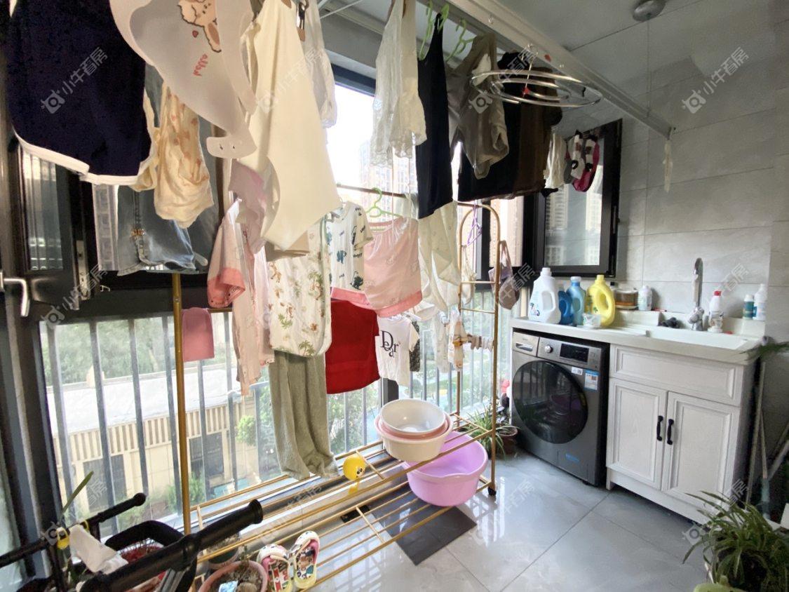 镇江华都幸福里在售二手房源室内图_小牛看房