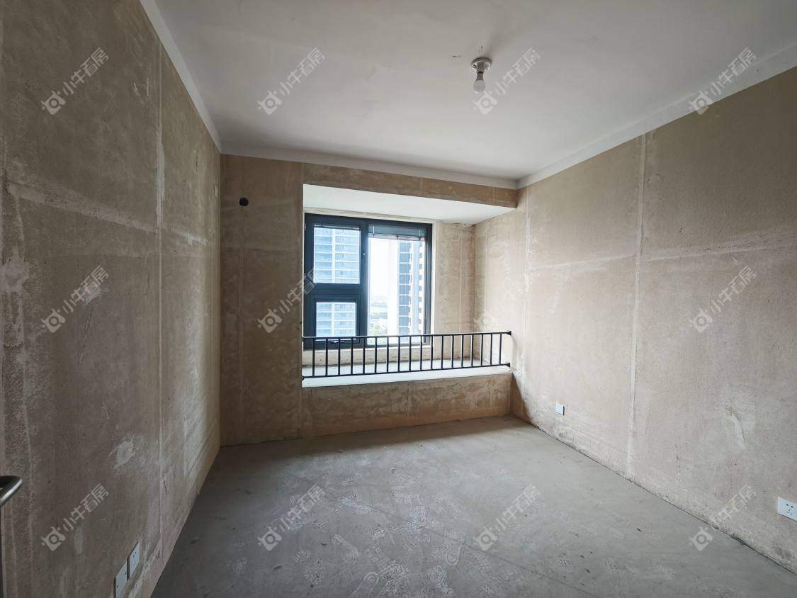 镇江融创华南映在售二手房源室内图_小牛看房