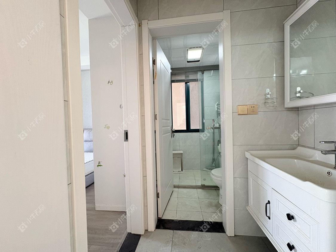 镇江东方盛世在售二手房源室内图_小牛看房