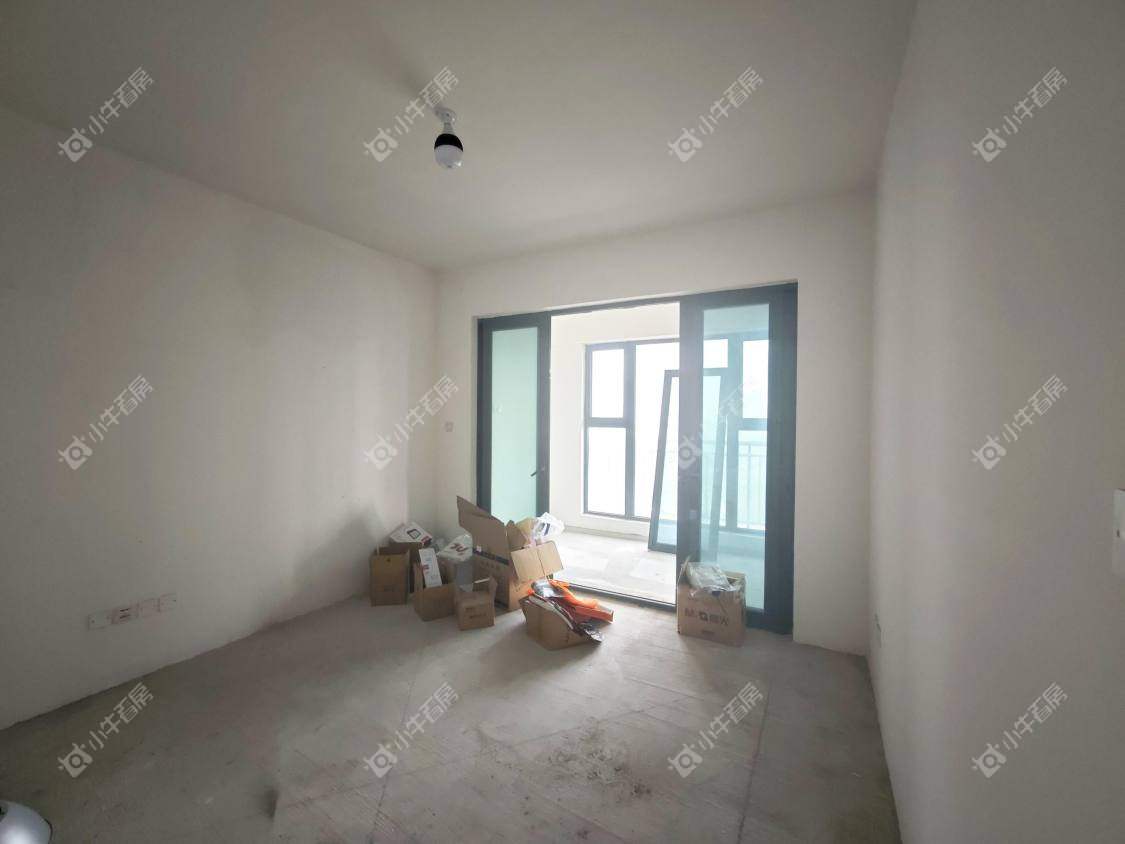 镇江恒大城在售二手房源室内图_小牛看房