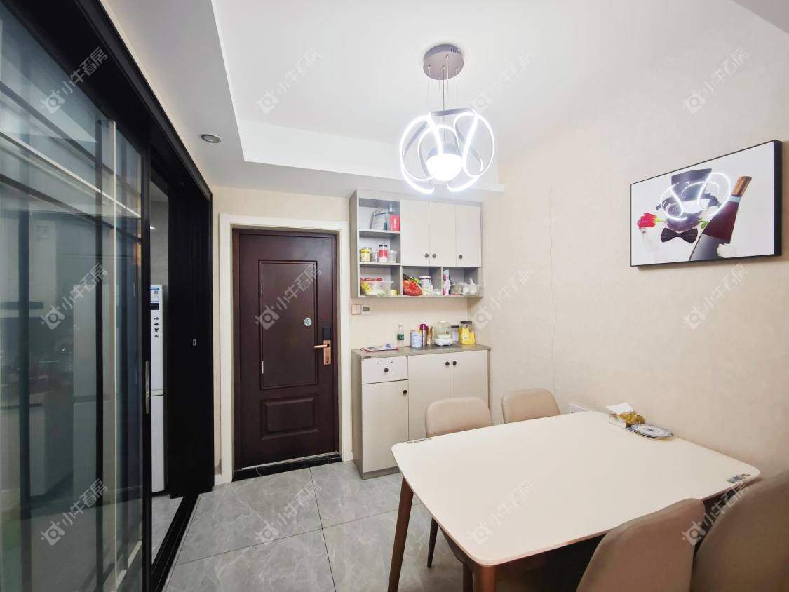 镇江荣城国际一期在售二手房源室内图_小牛看房