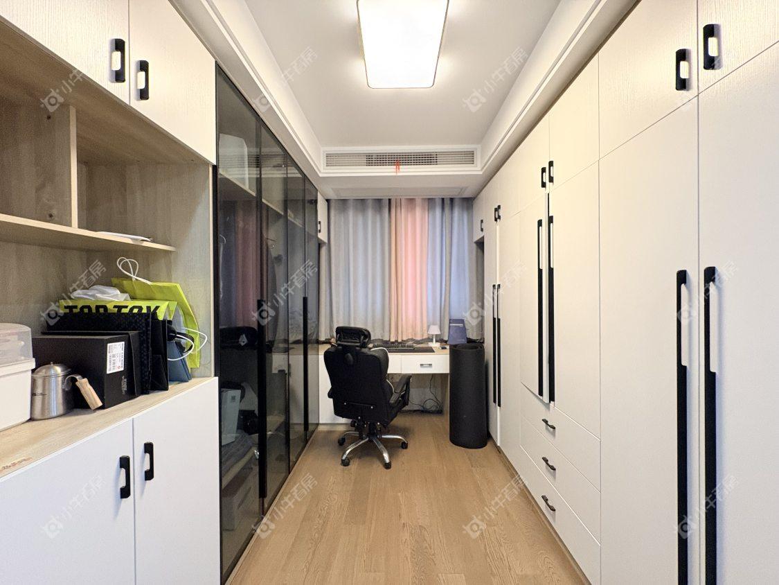 镇江凤熹台在售二手房源室内图_小牛看房