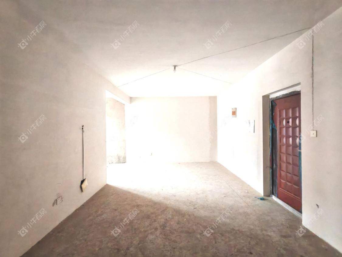 镇江东南新城在售二手房源室内图_小牛看房