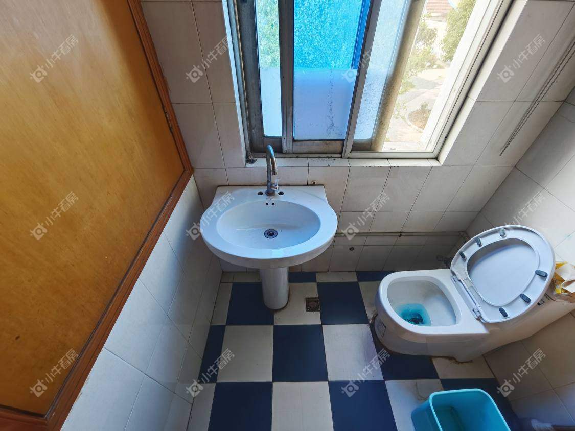 镇江东风新区在售二手房源室内图_小牛看房