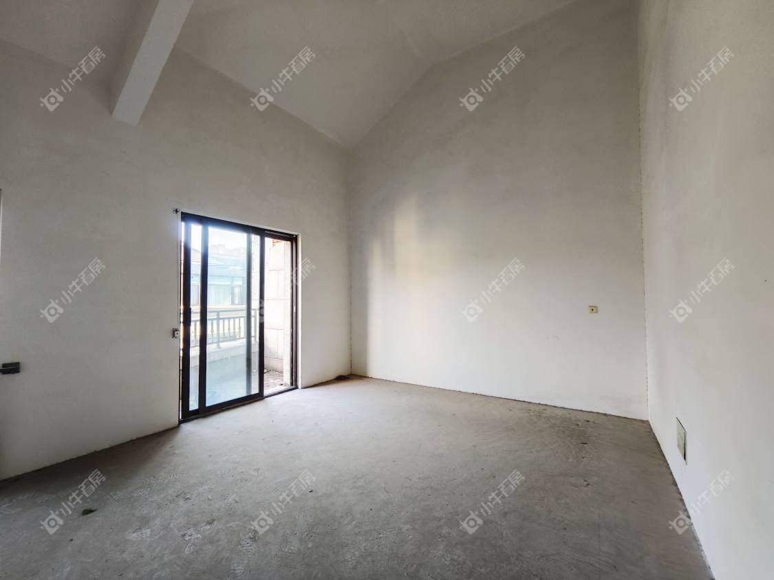 镇江大亚第一城别墅在售二手房源室内图_小牛看房