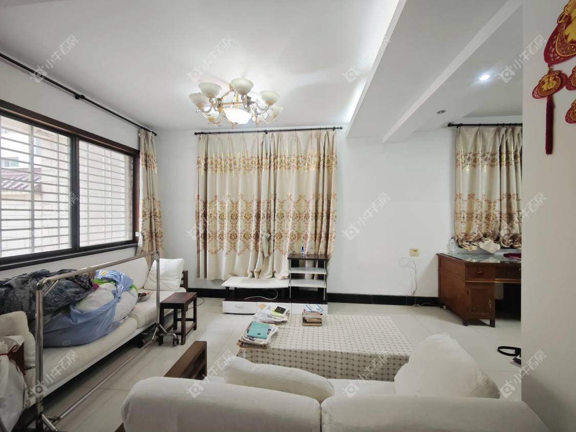 镇江伯威商城别墅在售二手房源室内图_小牛看房