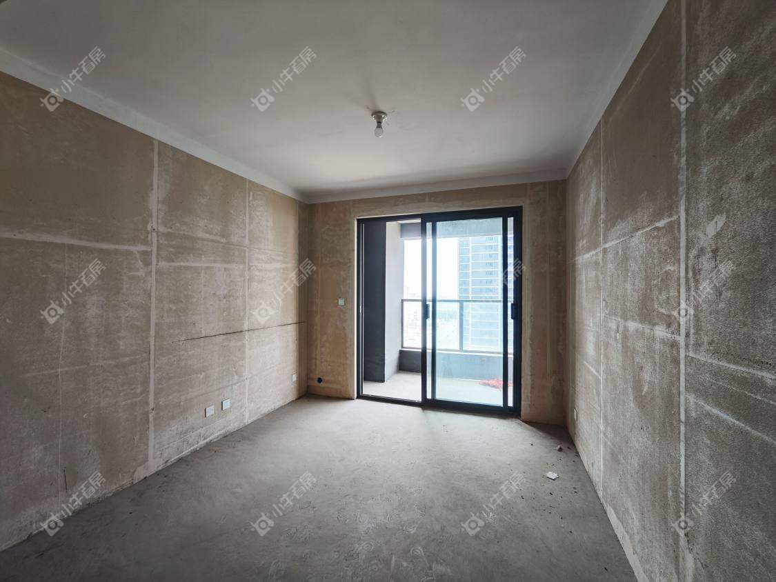 镇江融创华南映在售二手房源室内图_小牛看房