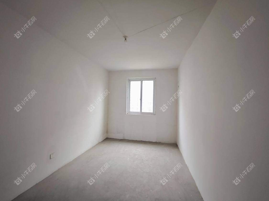 镇江东南新城在售二手房源室内图_小牛看房