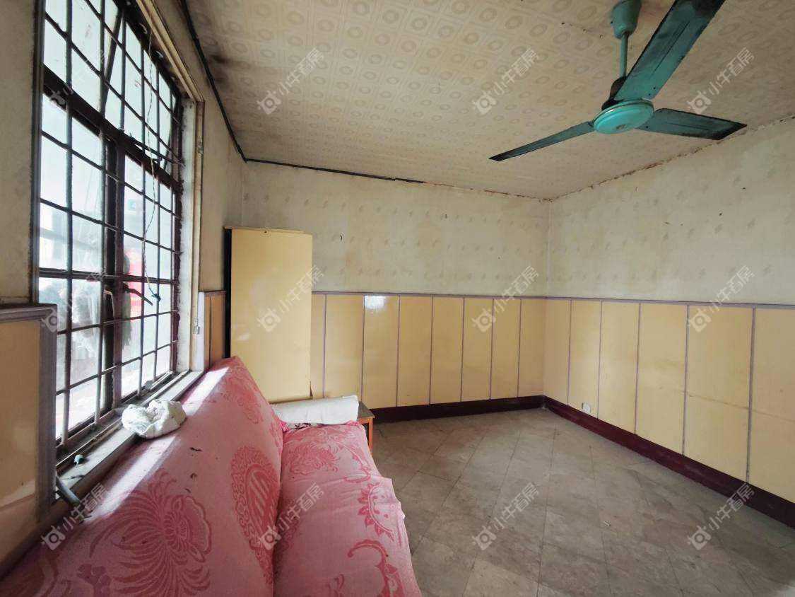 镇江华南新村在售二手房源室内图_小牛看房