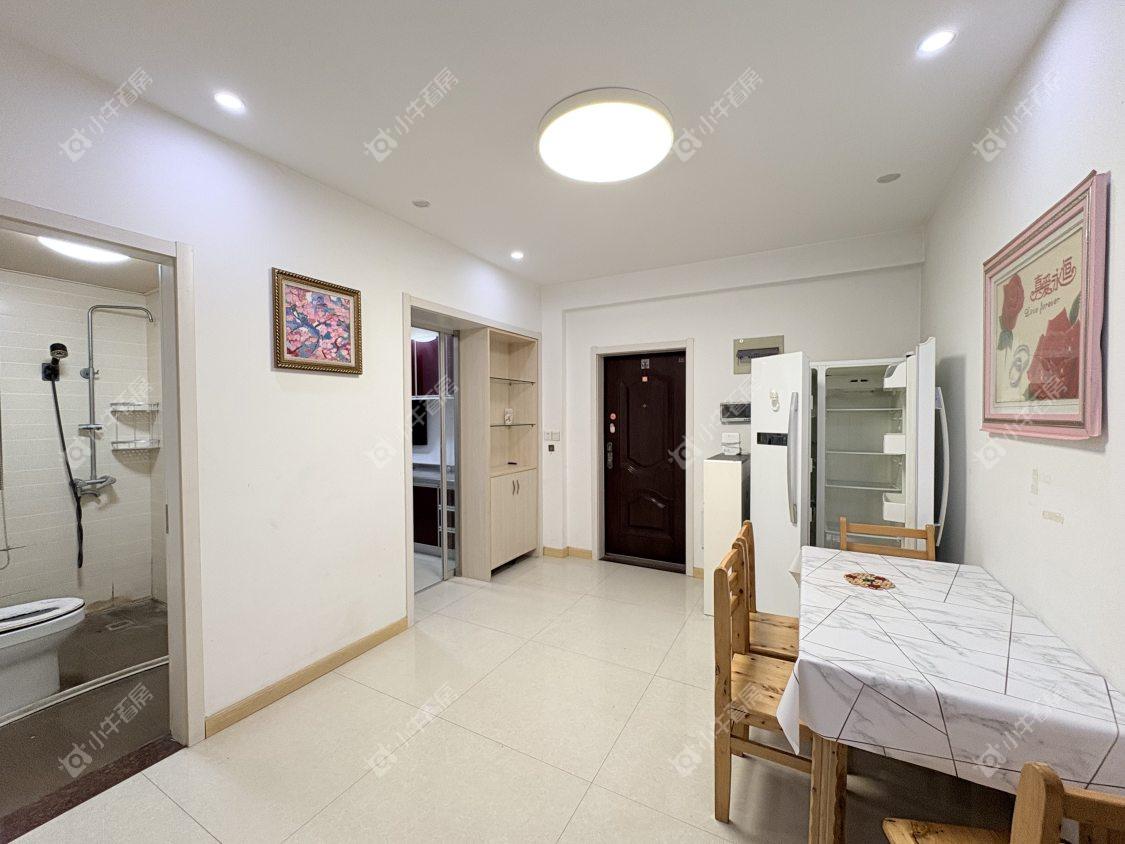 镇江华都锦城在售二手房源室内图_小牛看房