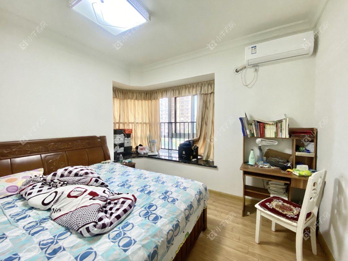 镇江碧桂园在售二手房源室内图_小牛看房