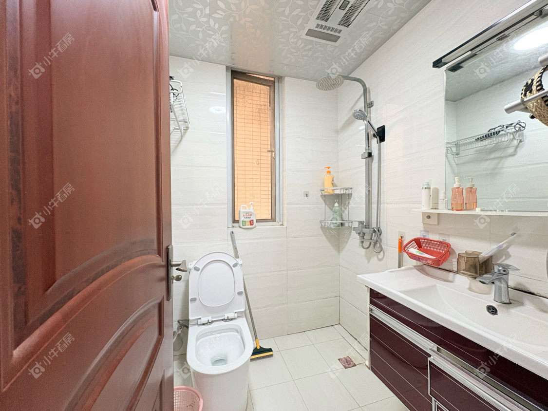 镇江城市绿洲在售二手房源室内图_小牛看房