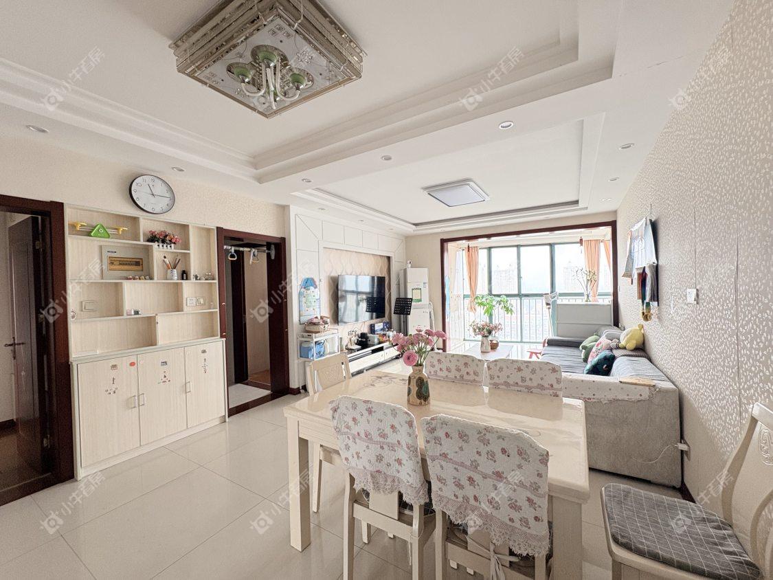 镇江东方盛世在售二手房源室内图_小牛看房