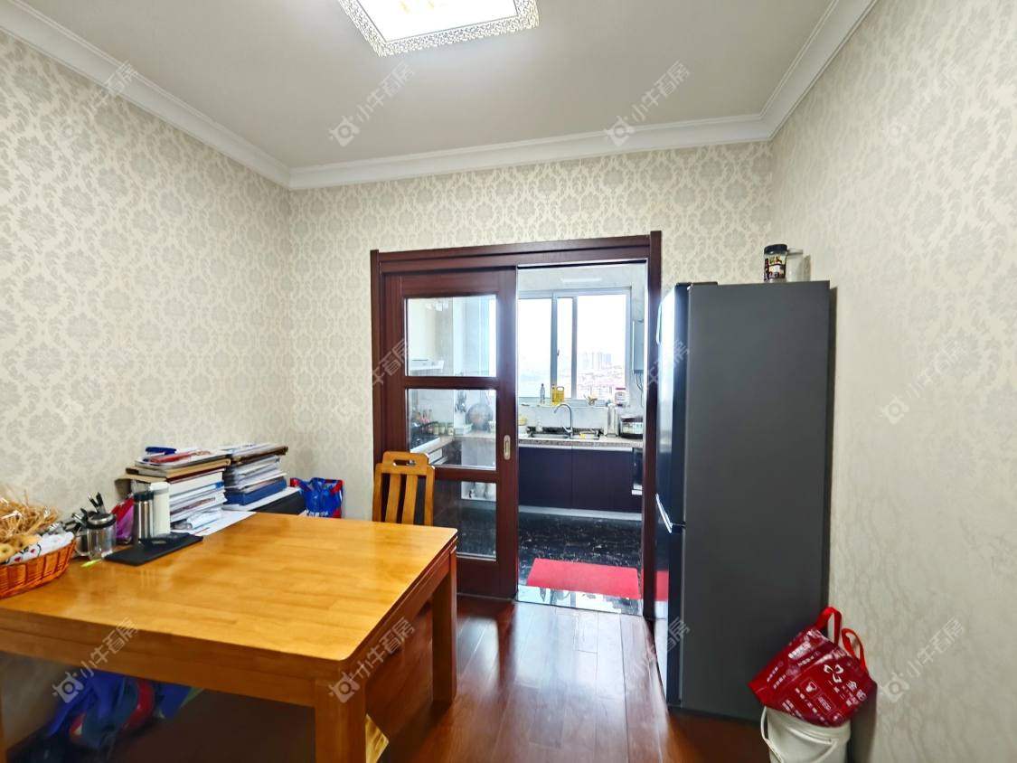 镇江碧桂园在售二手房源室内图_小牛看房