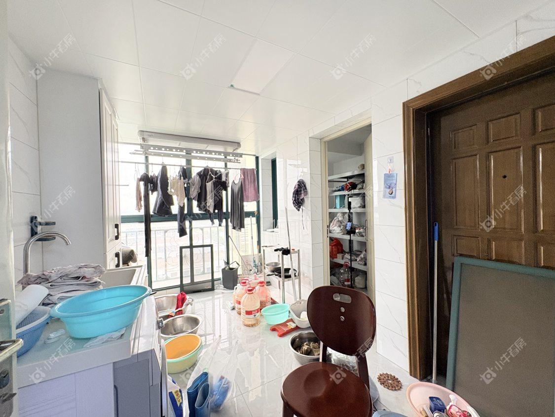 镇江恒大城在售二手房源室内图_小牛看房