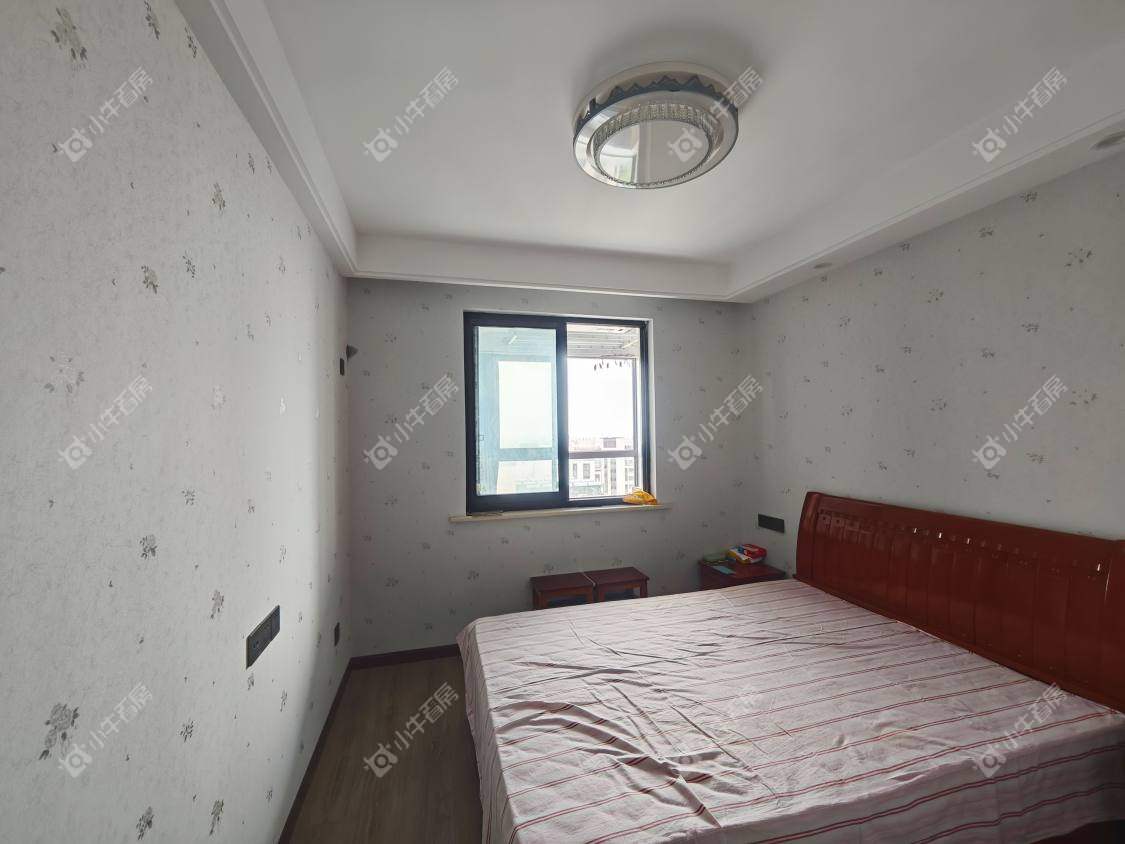 镇江滨河凤凰城在售二手房源室内图_小牛看房