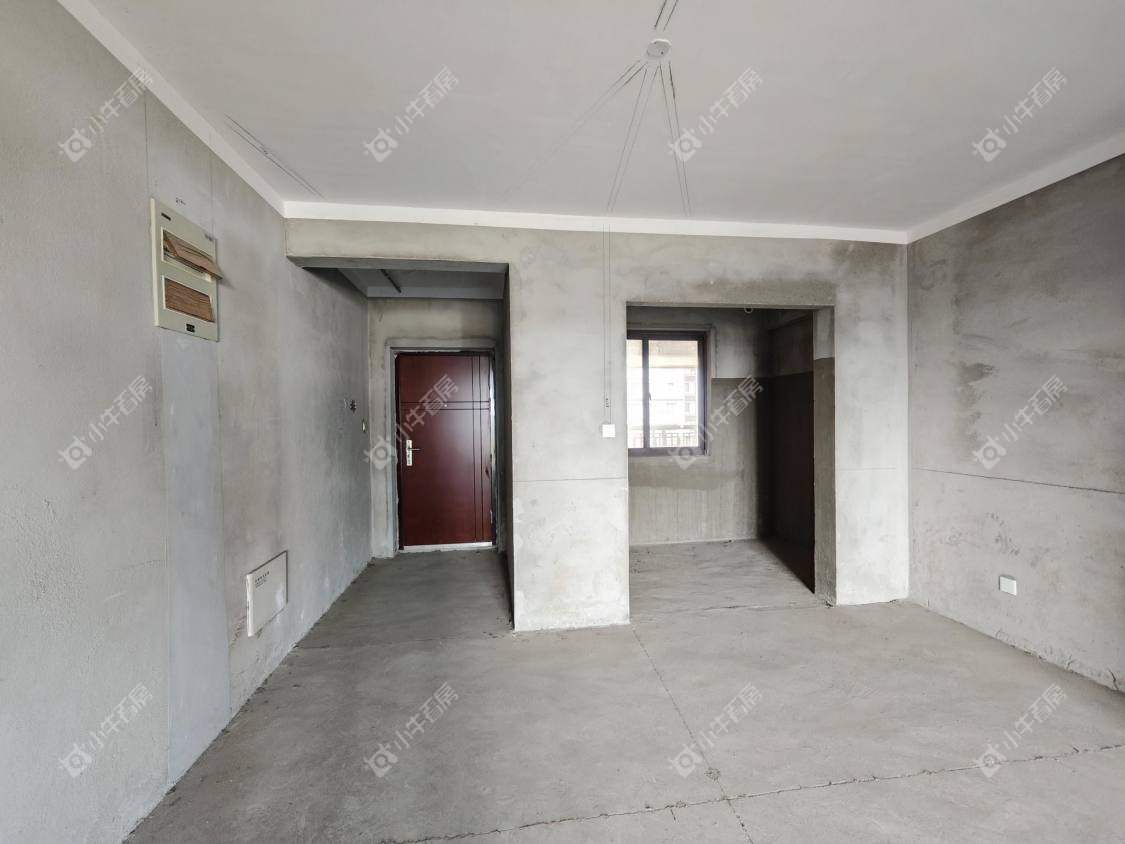 镇江荣城国际（中央公馆）在售二手房源室内图_小牛看房