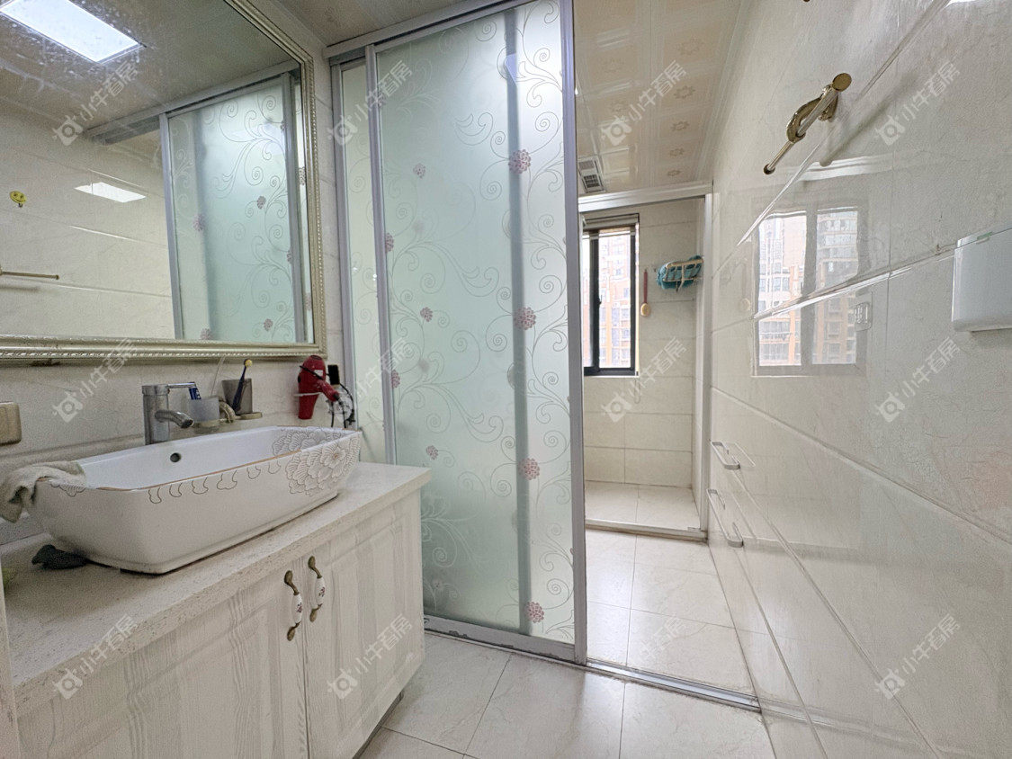 镇江华都锦城在售二手房源室内图_小牛看房