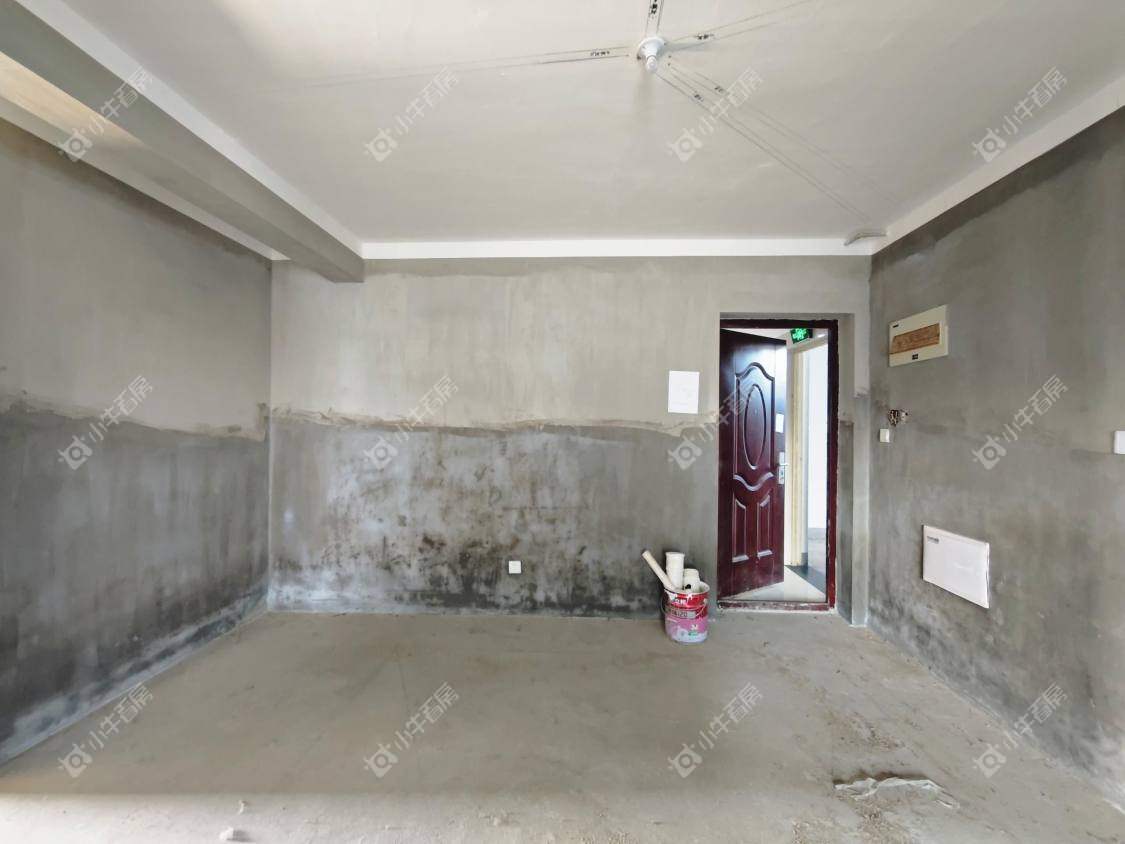 镇江荣城国际一期在售二手房源室内图_小牛看房