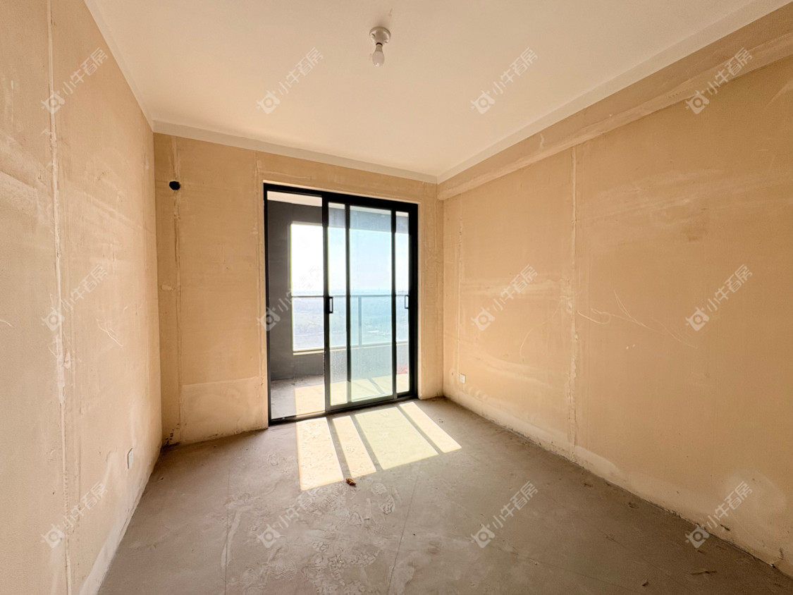 镇江融创华南映在售二手房源室内图_小牛看房