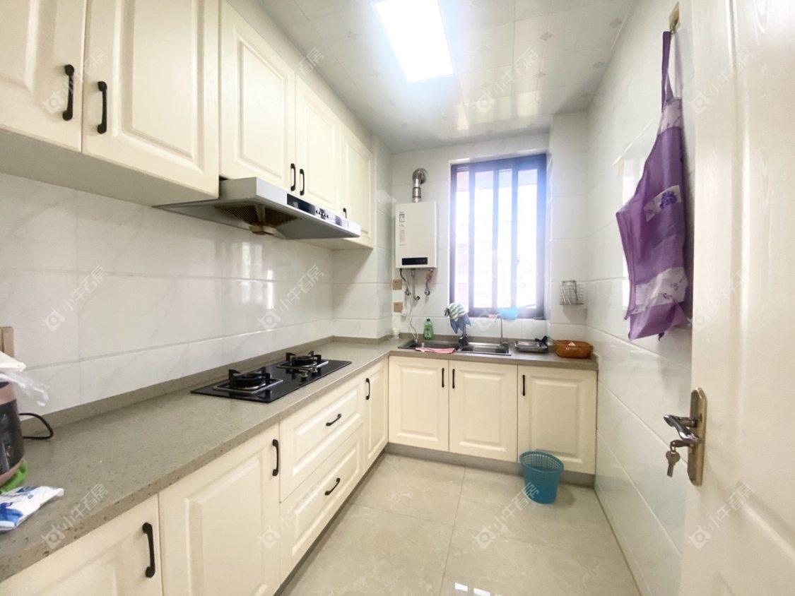 镇江滨河凤凰城在售二手房源室内图_小牛看房