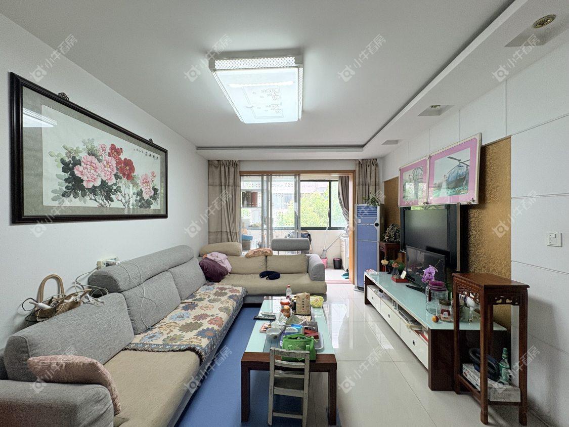 镇江金凤凰在售二手房源室内图_小牛看房