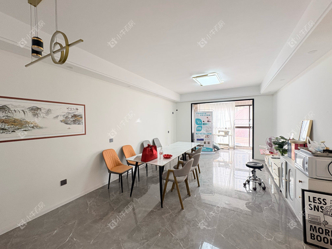 镇江信达香堤国际在售二手房源室内图_小牛看房