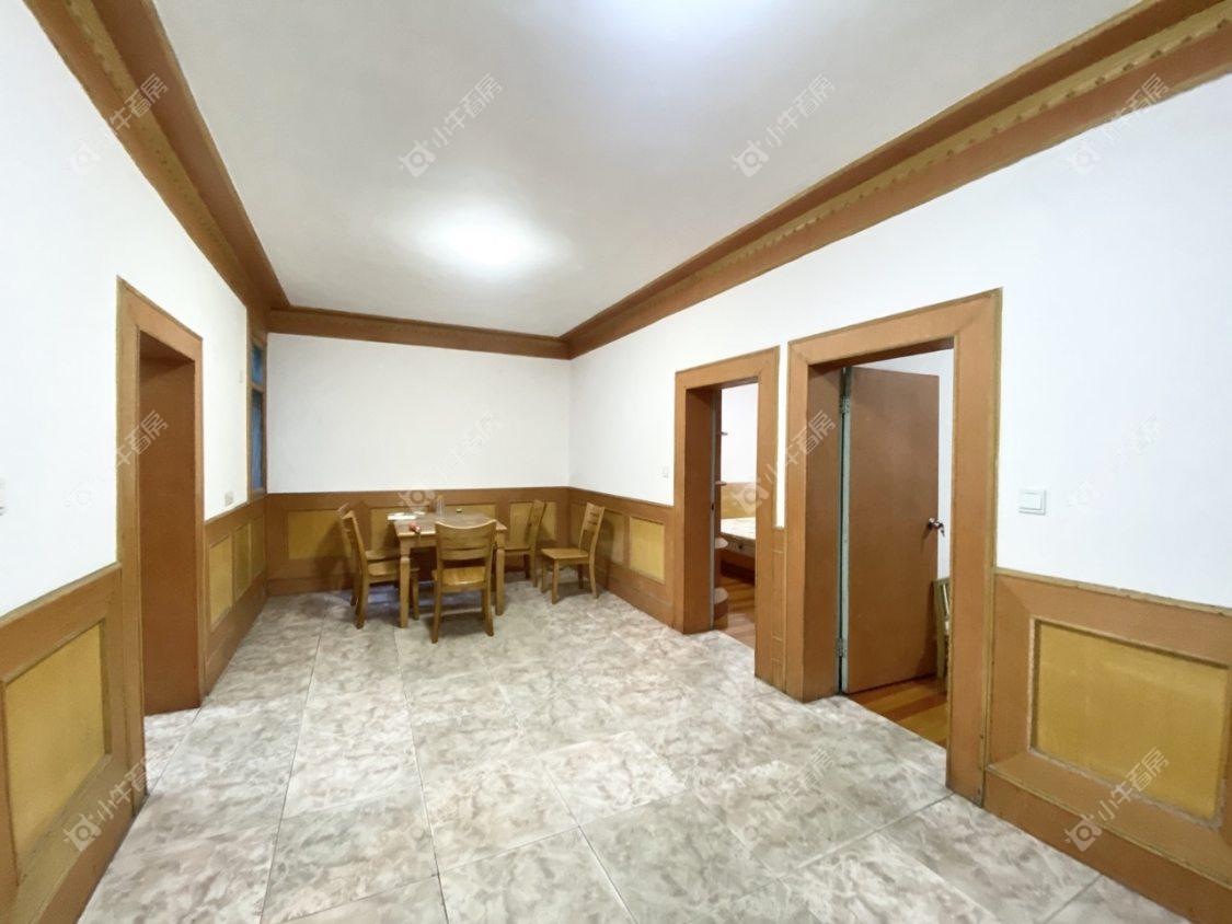 镇江龙凤新村在售二手房源室内图_小牛看房