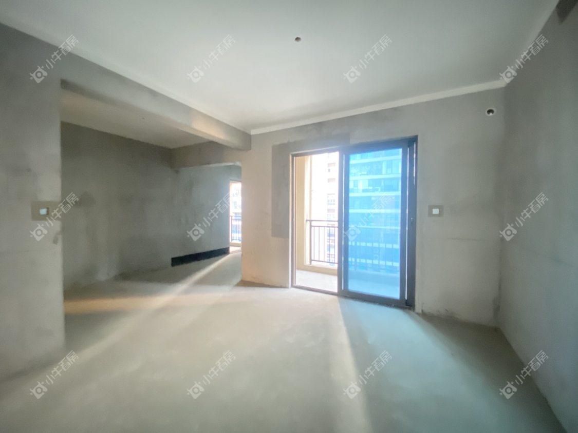 镇江碧桂园樾府在售二手房源室内图_小牛看房