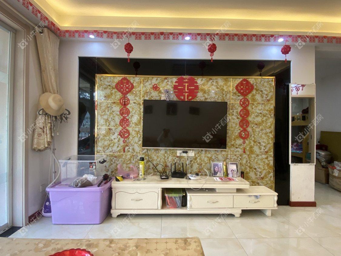 镇江众悦华城在售二手房源室内图_小牛看房