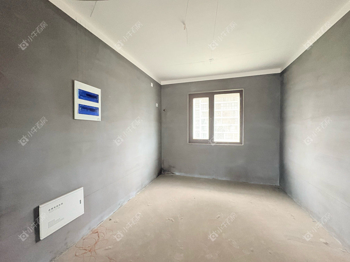 镇江珑蟠里在售二手房源室内图_小牛看房