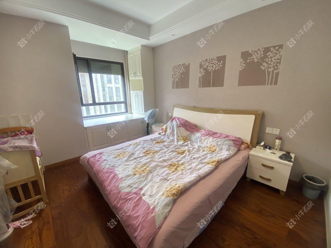 镇江滨河凤凰城在售二手房源室内图_小牛看房