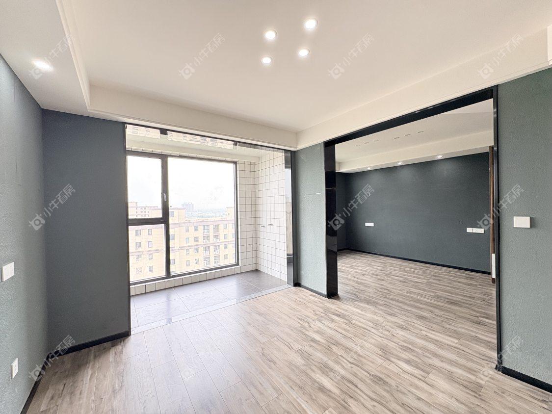 镇江丹凤国际在售二手房源室内图_小牛看房