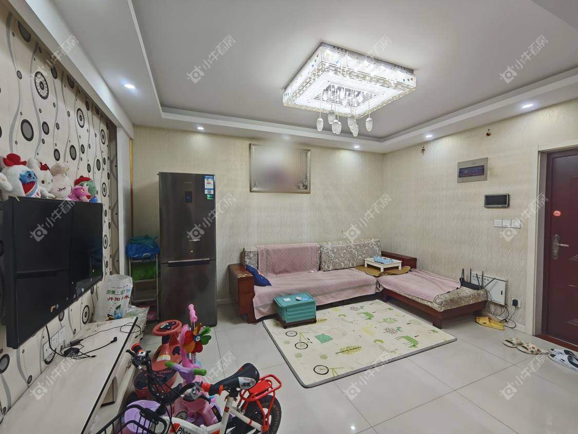 镇江华都锦城在售二手房源室内图_小牛看房