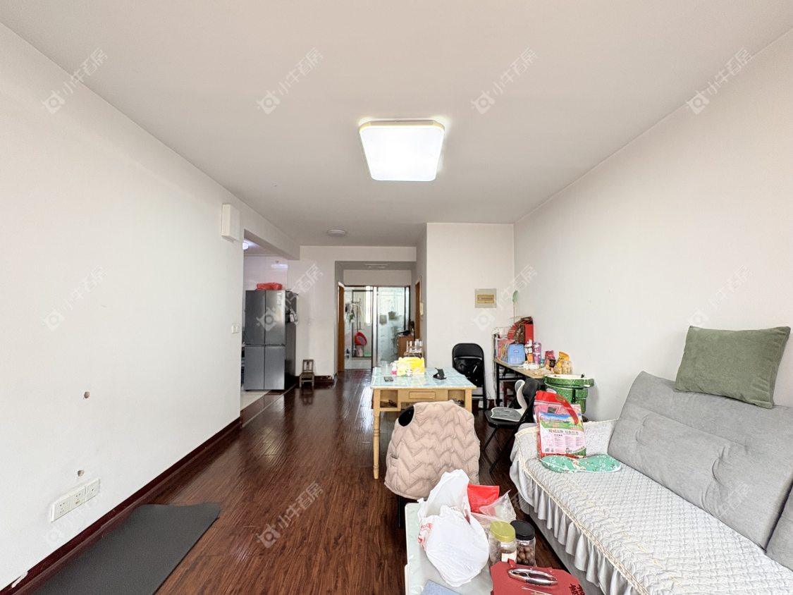 镇江嘉荟新城中苑在售二手房源室内图_小牛看房