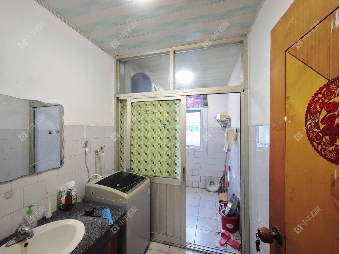 镇江玉泉小区在售二手房源室内图_小牛看房