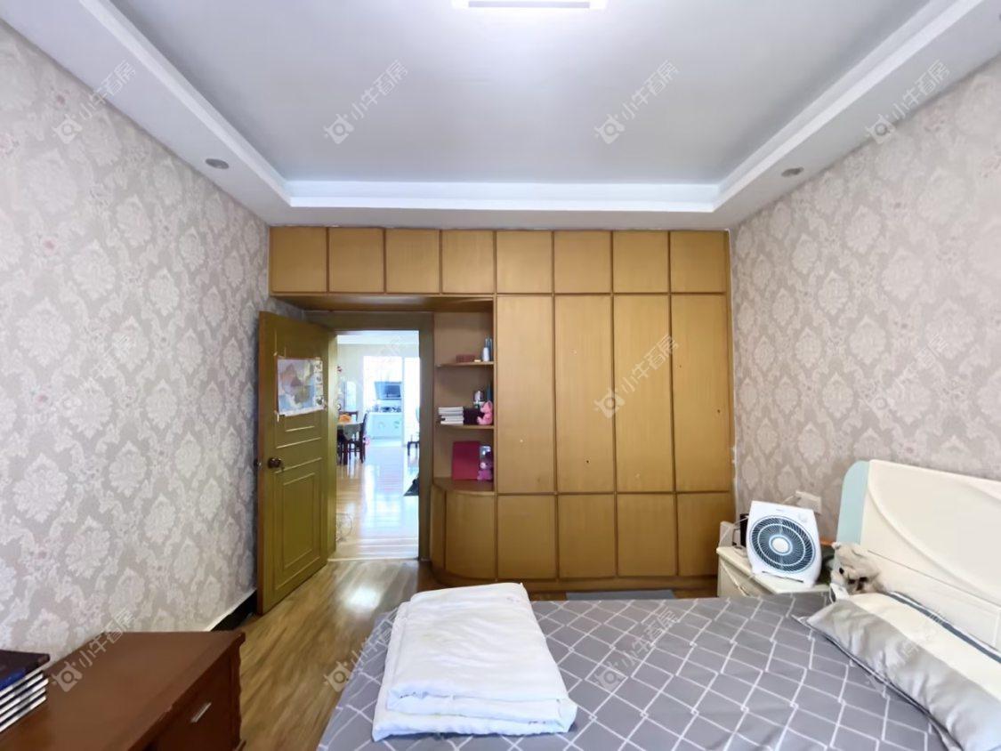 镇江东方苑在售二手房源室内图_小牛看房