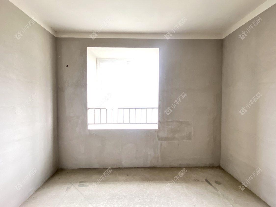 镇江和谐里在售二手房源室内图_小牛看房